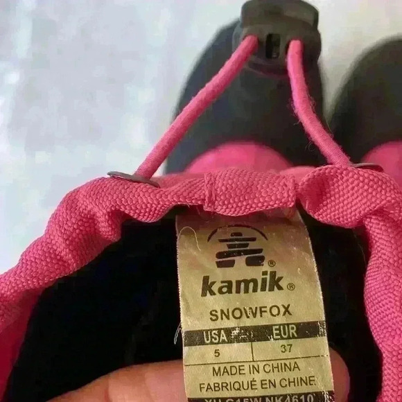 Kamik Girls’ Size 5 Pink and Black Velcro Strap and Bungee Cord Winter Boots - Picture 4 of 5